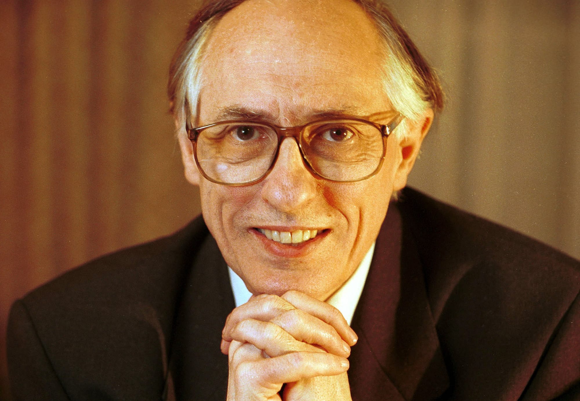 Donald Dewar smiling.